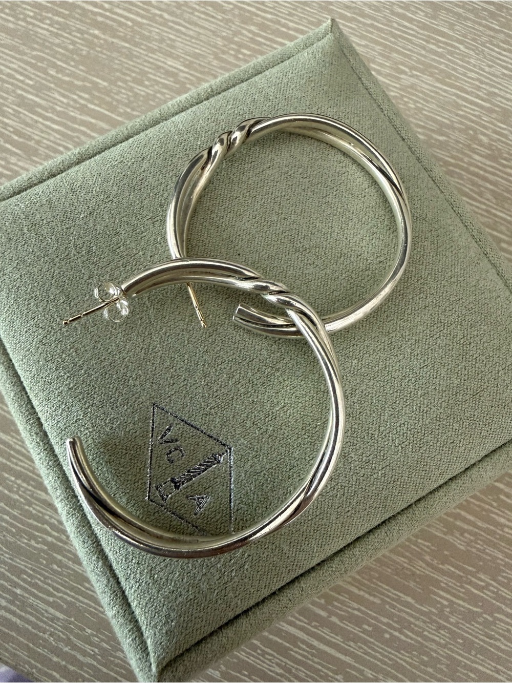 David Yurman Crossover hoop earrings
